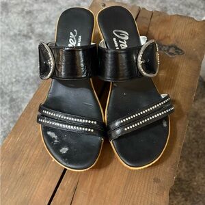 Women's Black Sandals with Rhinestone Detail size 8